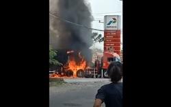 Truk Tangki Berisi 24.000 Liter BBM Meledak di SPBU Wirosari Grobogan