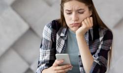 9 Tanda Anda Terlalu Bergantung kepada Pasangan, Nomor 3 Sering Kepo