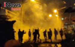 2 Kubu Pemuda Bentrok di Medan Belawan, Polisi Lepaskan Tembakan Ke Udara<