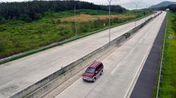 Arus Lalu Lintas di Tol Trans Sumatera Bakauheni-Terbanggi Besar Terpantau Sepi