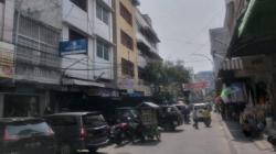 Pertokoan di Medan Dibuka Kembali, Aktivitas Warga Terpantau Mulai Ramai
