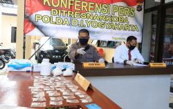  Tergiur Untung Besar, Driver Ojol Edarkan Psikotropika secara Online