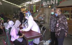 Pemkab Kendal Gelar Rapid Test di Pasar Pagi Kaliwungu