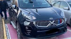 Lucu, Mobil Kia Ini Gunakan Gril Merek Lain BMW Seri M