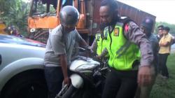 Kecelakaan Mengerikan di Asahan, Pengendara Motor Tewas Terjepit 2 Truk Tronton