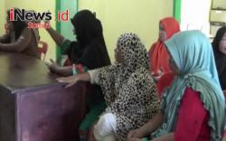 Tak Pernah Dapat Bantuan Covid-19, Ibu-Ibu Datangi Kantor Desa Lubuk Bayas di Sergai