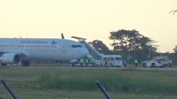 Pascainsiden Pecah Ban Pesawat Garuda Indonesia, Runway Bandara Syamsudin Noor Kembali Dibuka<