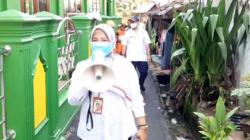 Video Petugas Gabungan Ajak Warga Pisangan Baru Matraman Lakukan Test Swab Gratis