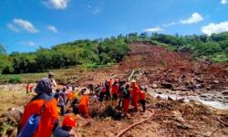 3 Korban Longsor di Rumbia Jeneponto Belum Ditemukan<