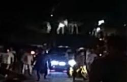 Video Warga Pamekasan Hadang Ambulans Ambil Paksa Jenazah Covid-19