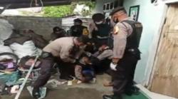 Video Dramatis Polisi Amankan Pria Gangguan Jiwa Resahkan Masyarakat di Tanjungpinang