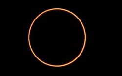 Saksikan Gerhana Matahari Cincin di Rumah melalui Website Ini