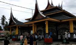 Pemkab Padang Pariaman Terapkan Aturan Protokol Kesehatan di Objek Wisata<