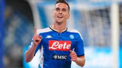 Juventus Masih Memburu Striker Napoli Arkadiusz Milik