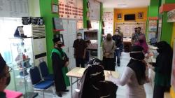 KPU Kota Padang Lantik 3 PAW Anggota PPS Kecamatan dengan Protokol Kesehatan Covid-19<