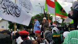 Video Ormas di Yogyakarta Unjuk Rasa Abaikan Protokol Kesehatan