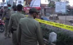 Tak Tahu Pasar Gladag Ditutup, Pedagang Nekat Buka Lapak di Jalanan