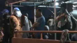 Kapal Mati Mesin, 39 Wisatawan Terombang-Ambing 3 Jam di Perairan Pulau Mursala