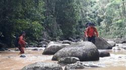 Basarnas Manado Sisir Hutan Adow Cari Penambang asal Bolsel yang Hilang<
