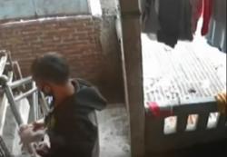 Video Viral Pria di Sidoarjo Curi Pakaian Dalam Perempuan