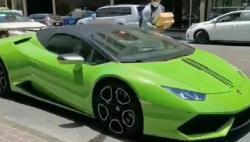 Pedagang Buah di Dubai Antar Mangga ke Konsumen Pakai Lamborghini Huracan
