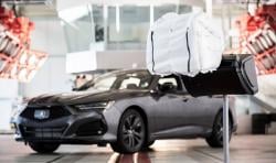 Mobil Ini Dilengkapi Airbag Canggih Pertama di Dunia Cegah Cedera Otak