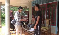 Verifikasi Faktual, KPU dan Bawaslu Padang Pariaman Datangi Rumah Warga Pakai APD<