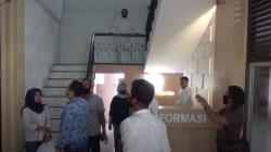 Selingkuhan Suami Kirim Video Mesum, Istri Sah Ngamuk di Kantor Camat Medan Polonia