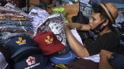 Jelang Tahun Ajaran Baru, Penjualan Seragam Sekolah Sepi Pembeli