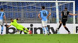 Dibantai AC Milan, Lazio Makin Tertinggal dari Juventus
