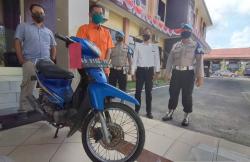 Residivis Ini Mengaku Tak Sadar Curi Motor Gegara Minum 20 Saset Obat Batuk