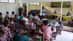 Anggota Kodim 1709 Gelar Penyuluhan Pelestarian Hutan ke Warga Kepulauan Yapen