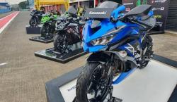 Dalam 2 Hari Kuota 200 Unit Kawasaki Ninja ZX-25R Ludes Terjual