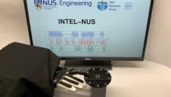 Kulit Buatan Bisa Bikin Robot Deteksi Sentuhan dan Tekstur