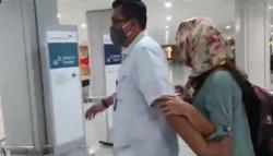 Tinggalkan Bali, Sara Connor Dideportasi ke Australia Lewat Jakarta