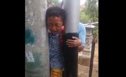 Viral Bocah di Bali Terjepit Tiang Listrik, Begini Ceritanya
