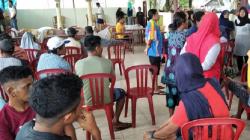 Pejabat dan Pendamping Desa Tinggalkan Rapat LPJ Keuangan, Warga Desa Tenga Tenga Ngamuk