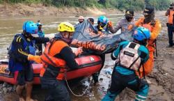 Pasangan Kekasih yang Terjun ke Sungai Musi Ditemukan Tewas<