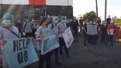 Dokter Residen Faked Unsrat Manado Demo Tuntut Pengurangan Uang Kuliah<