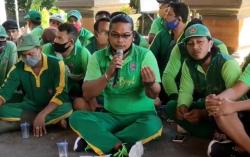Puluhan Sopir Truk Sampah di Buleleng Protes Kebijakan Libur Kurangi Penghasilan