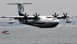 China Sukses Uji Coba Pesawat Amfibi Terbesar di Dunia AG600