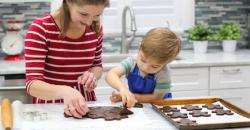 Tips Bermain sambil Belajar di Rumah dengan Anak lewat Festival Bersatu dan Kuat