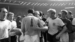 Timnas Jerman Barat di Piala Dunia 1966 Kompak karena Film Porno