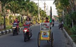 Darwin Bocah 12 Tahun Jualan Cilok Demi Beli Kuota Internet dan Bantu Keluarga