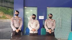 Jaga Keamanan Pasien dan Tenaga Medis, Brimob Jaga Tempat Isolasi ODP Covid-19 di Ambon