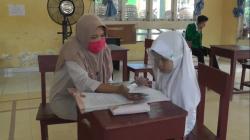 Orang Tua Diminta Yakinkan Anak Covid Pasti Berlalu