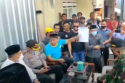 Banser NU Cegah Warga Jember Bongkar Makam PDP Covid-19