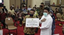 18.082 Mahasiswa di Sumsel Terima Uang Bantuan Kuliah dari Gubernur Herman Deru