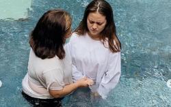 Marsha Aruan Ungkap Alasan Baru Dibaptis hingga Jawab soal Pindah Agama