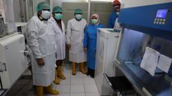 RSUD Chasan Basoeri Terima Bantuan Mesin PCR dari Gugus Tugas Covid-19 Malut